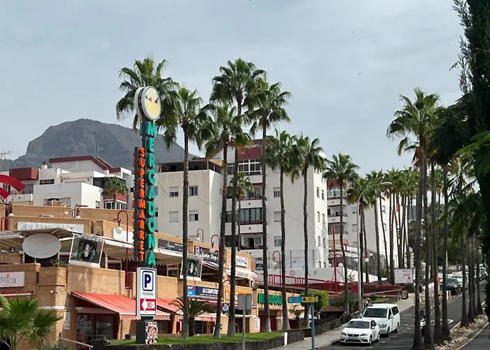 Lovely Sunny Lägenhet