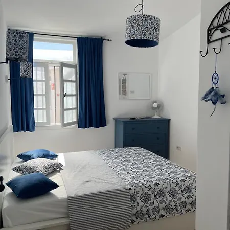 Апартаменты Lovely Sunny