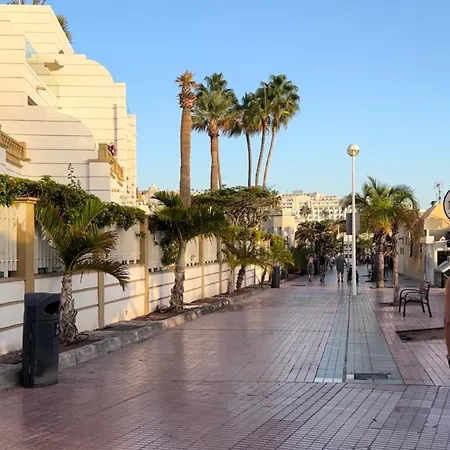 Апартаменты Lovely Sunny