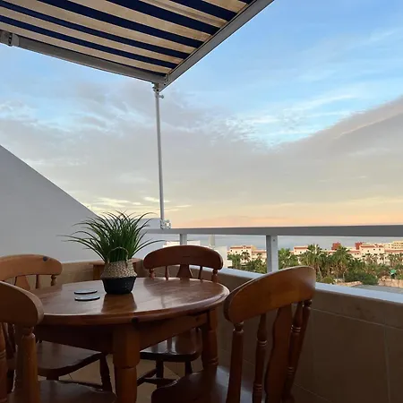 Апартаменты Lovely Sunny Адехе